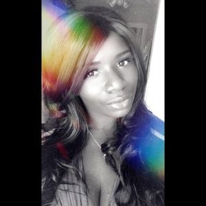 Meet your Posher, Janelle